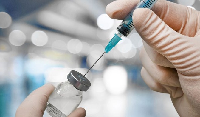 Vaccini l’obbligo slitta di una settimana