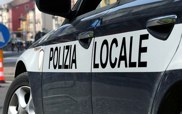Verona, 38enne morso dal cane del vicino