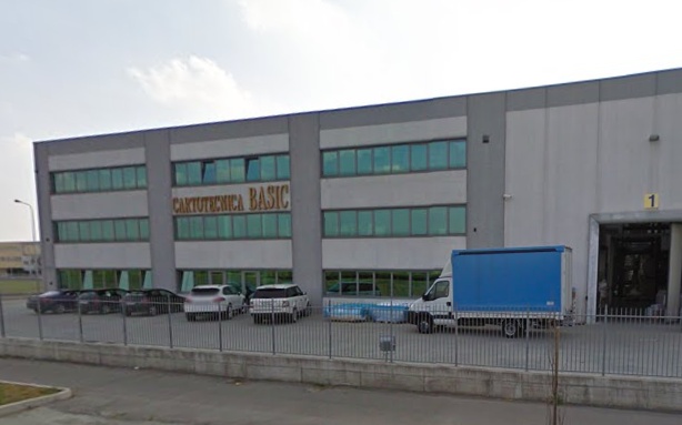 Colpito da arresto cardiaco, salvato dai colleghi