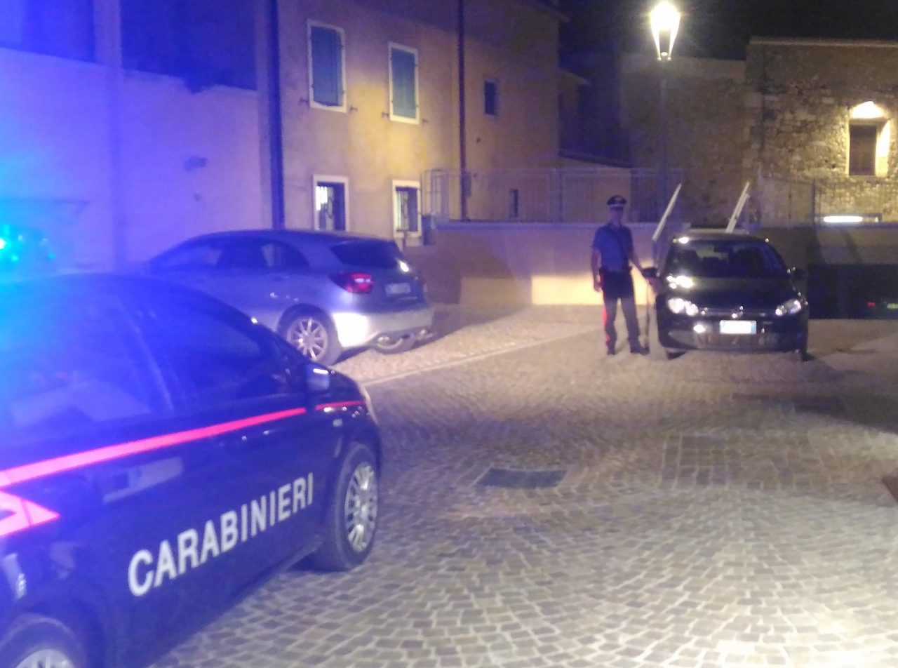 Garda, ubriaco rischia di travolgere i pedoni