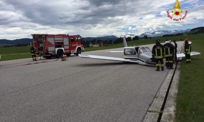 Il carrello non si apre e l'aereo atterra "di pancia"