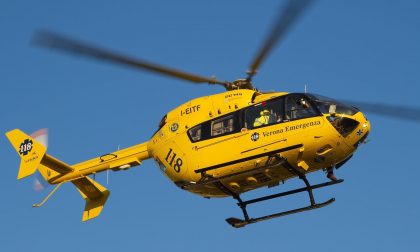 Terribile schianto tra moto e trattore, due feriti gravi