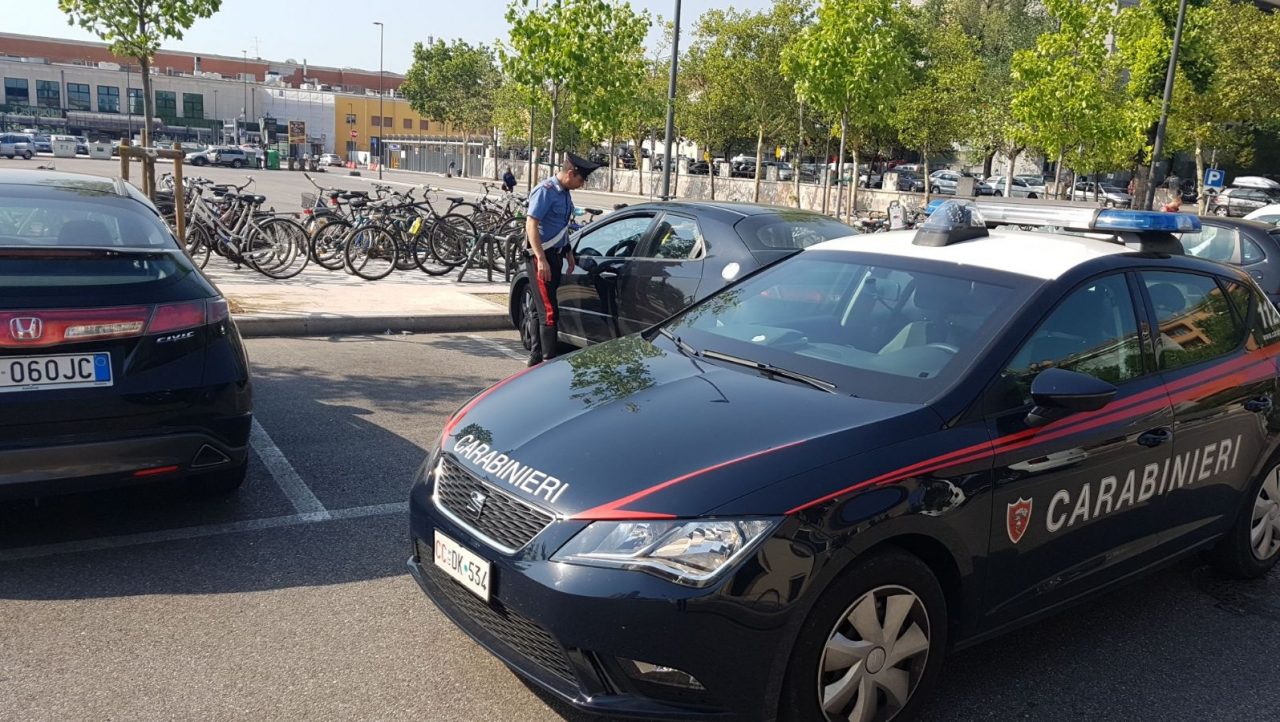 Aveva fatto “visita” a un camper di turisti, arrestato 43enne