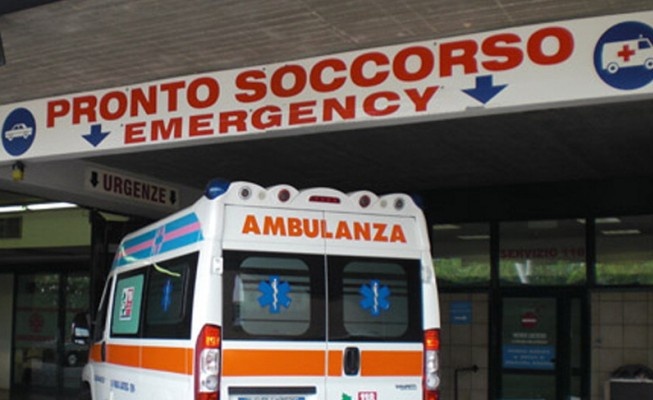 Autista sbalzato dall’auto