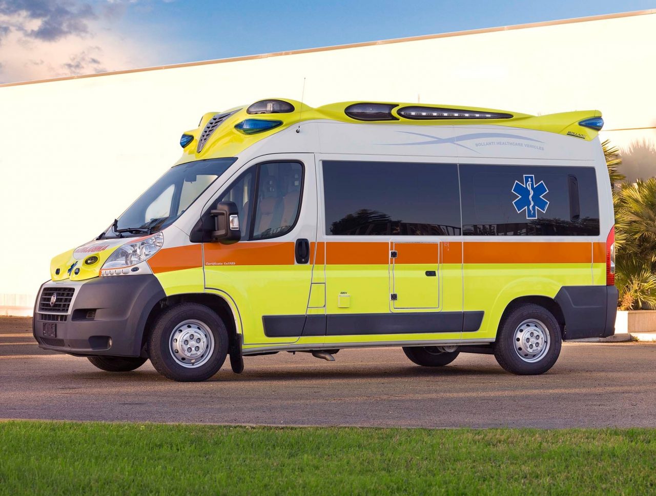 Incidente d’auto: due feriti, uno grave