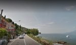 Lago di Garda, scivola e finisce sugli scogli: grave
