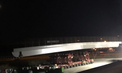 Nogarole Rocca, in posa il cavalcavia della A22
