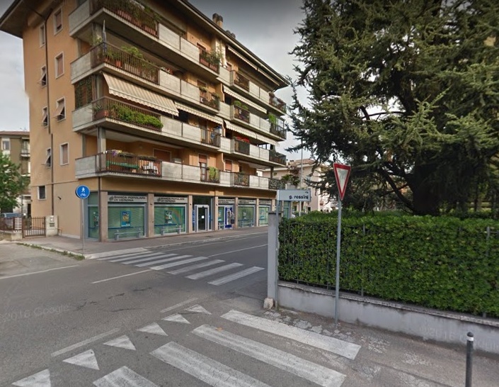 Pedone investito in via Fincato, condizioni serie