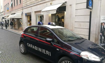 Tenta di rubare all'Oviesse, arrestata 25enne