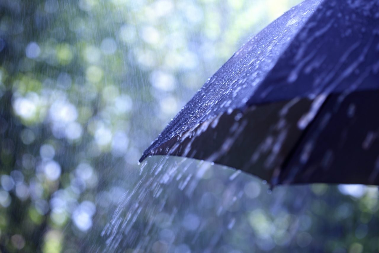 Nubi e pioggia per il primo fine settimana d’autunno