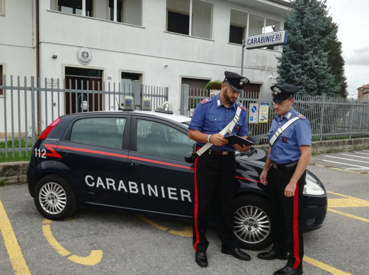Stranieri ospitati senza avviso, proprietario denunciato