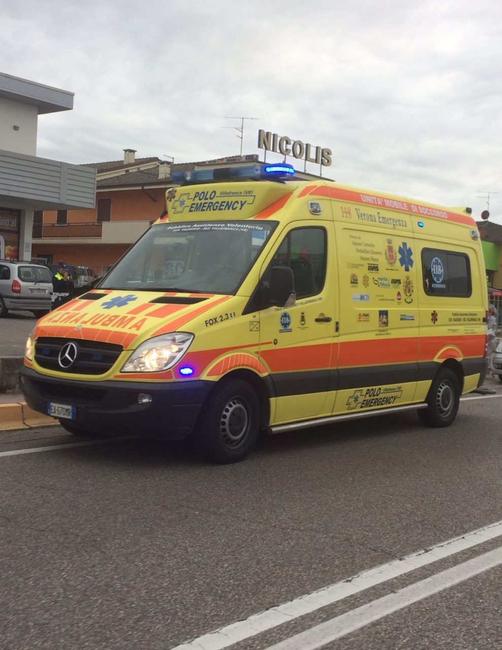 Villafranca, botto in zona industriale
