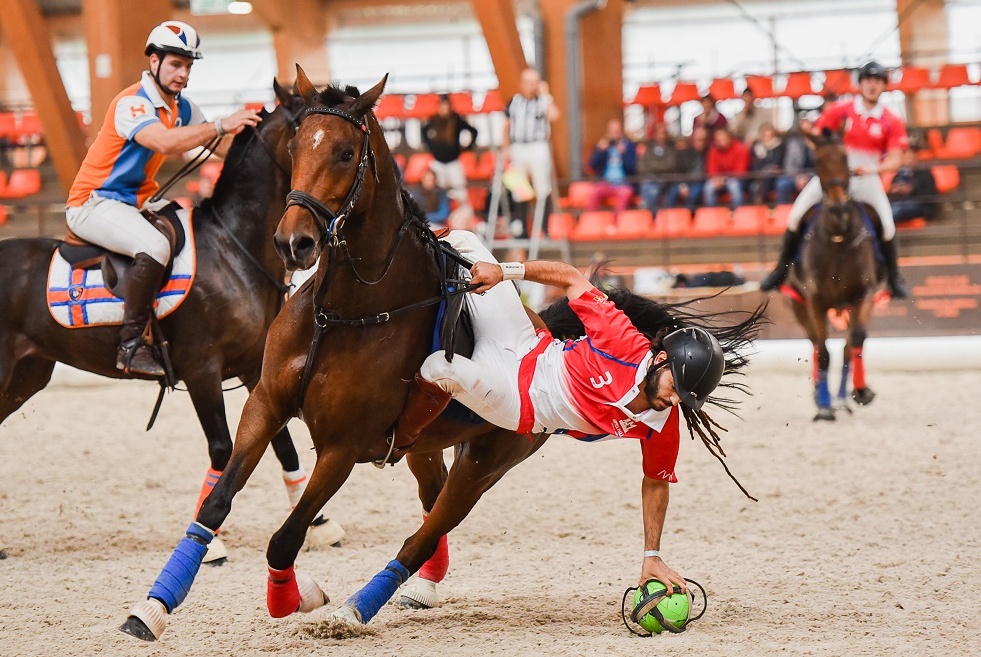 A Fieracavalli arriva anche l'”Horseball”