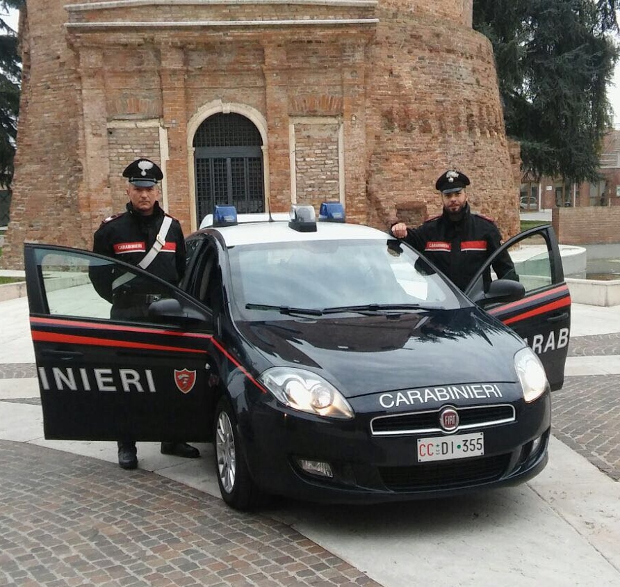 Operazione antidroga, sequestrati anche 6mila euro