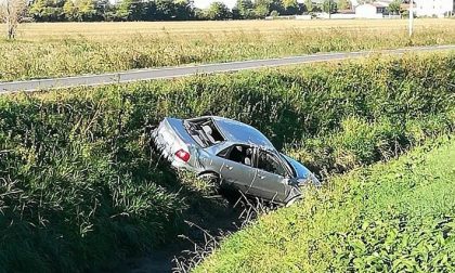Povegliano, mistero per l'auto nel fosso