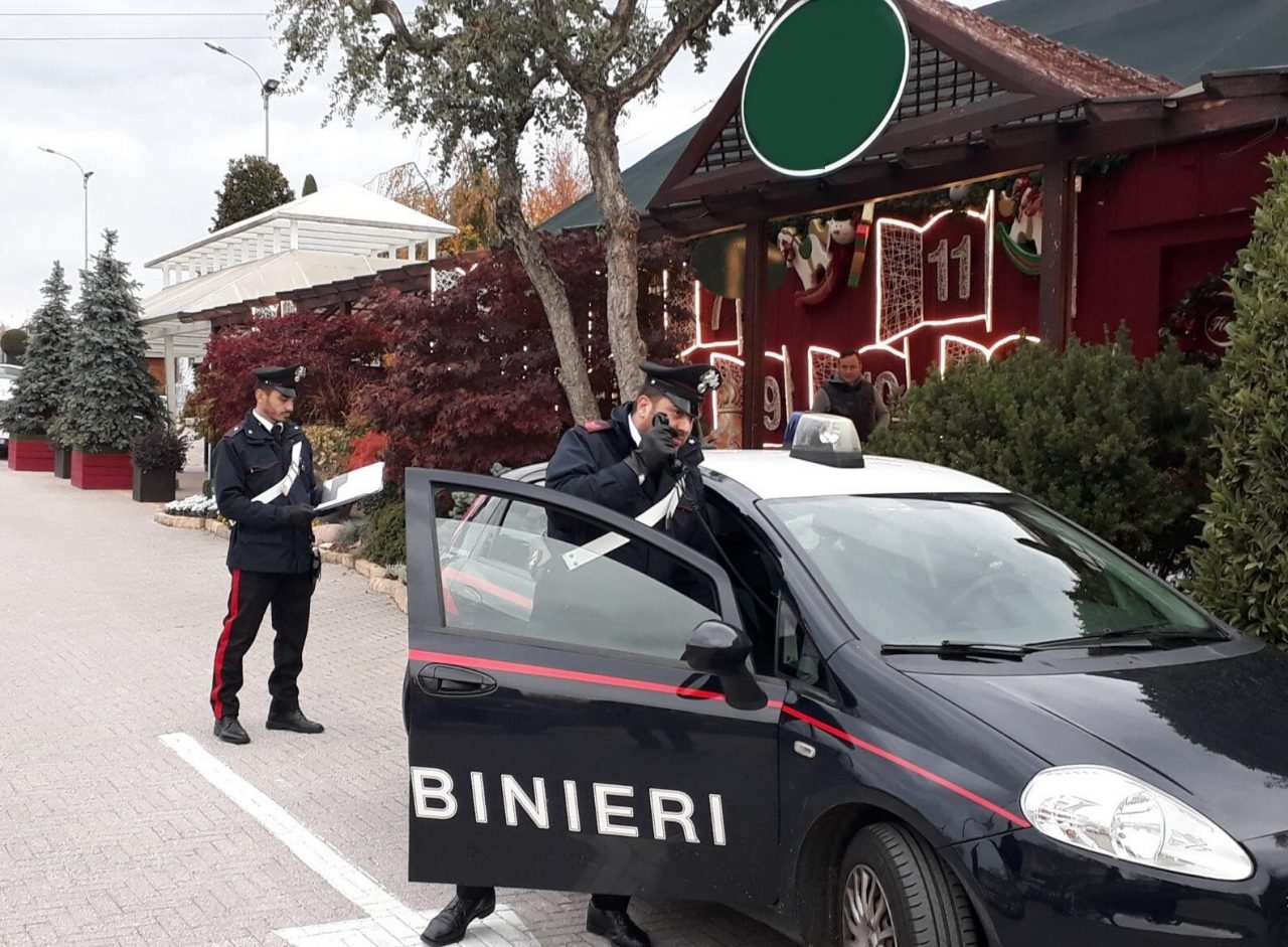 Bussolengo, razzia di articoli natalizi