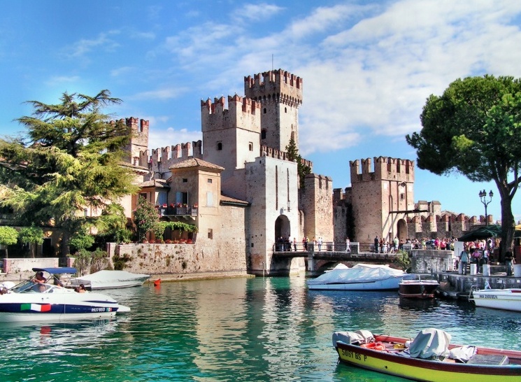 Collegamenti speciali Desenzano-Sirmione per le festività natalizie