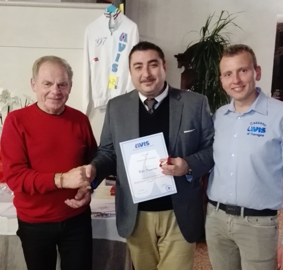 Vent’anni di Avis: premiato Francesco Bitto