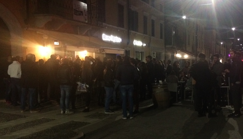Villafranca: folla al bar Duomo per Nardi