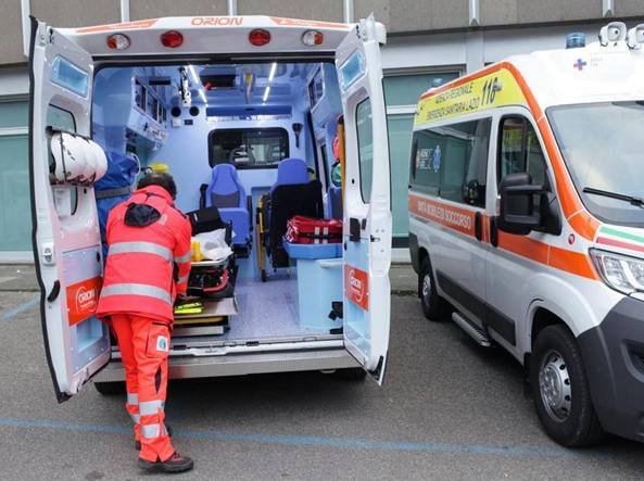 Grave incidente tra auto e moto a Isola Rizza