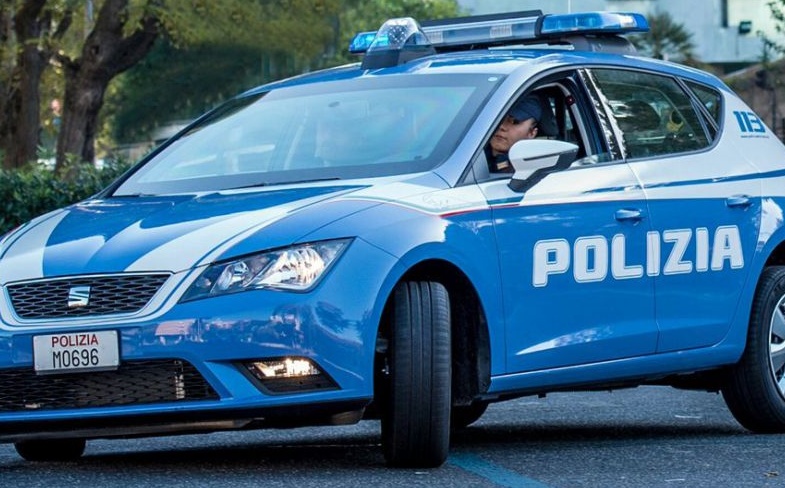Esplosivo per far saltare i bancomat: arrestati