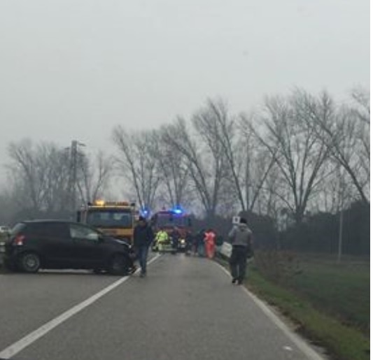 Incidente in via Malaspina, strada completamente bloccata