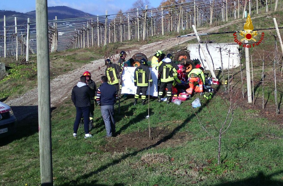 Ribaltamento di San Giovanni: ecco le foto della tragedia