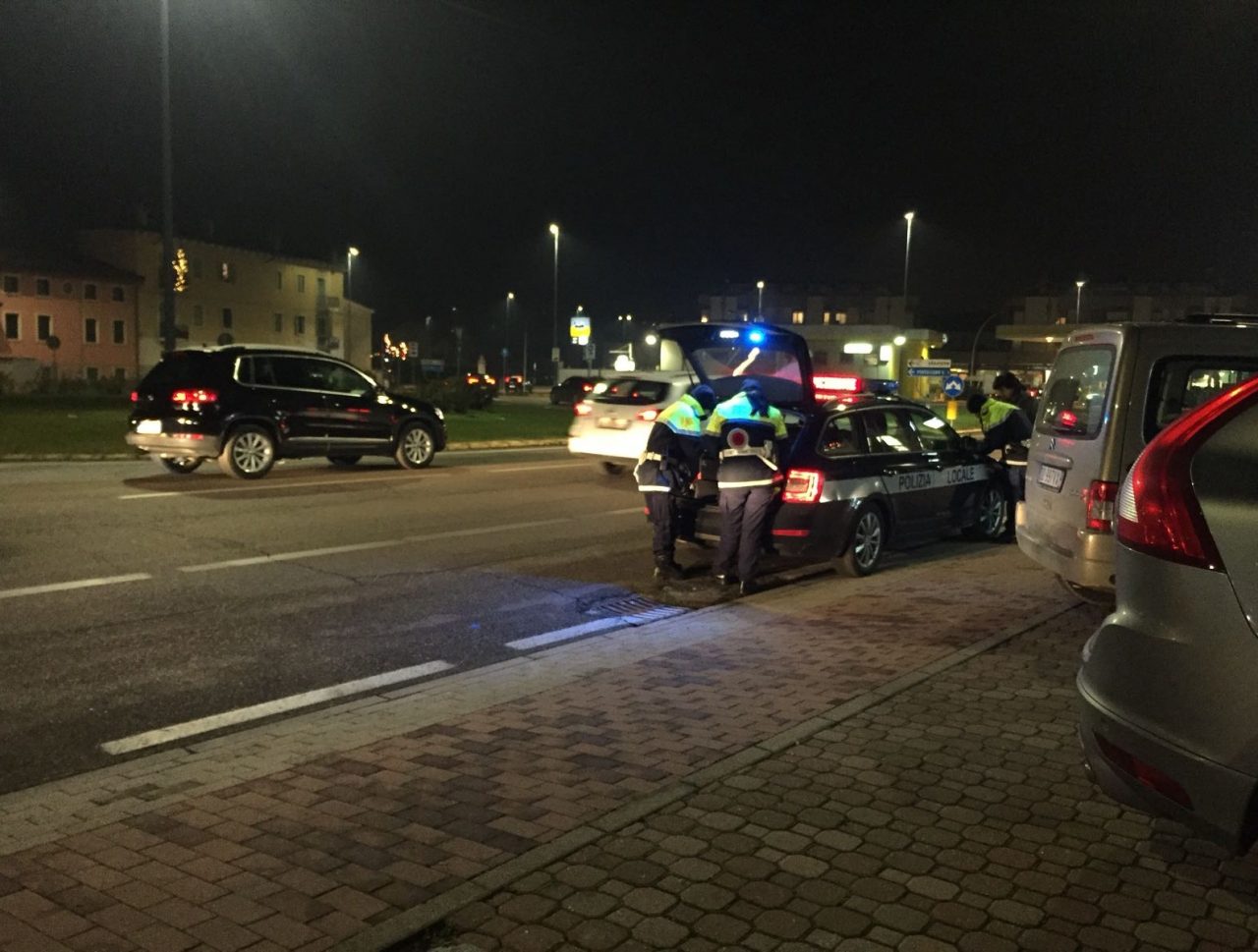 Tamponamento in via Pasubio, una persona portata in ospedale