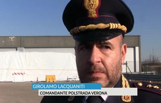 Fermati in A4 con la droga nelle mutande
