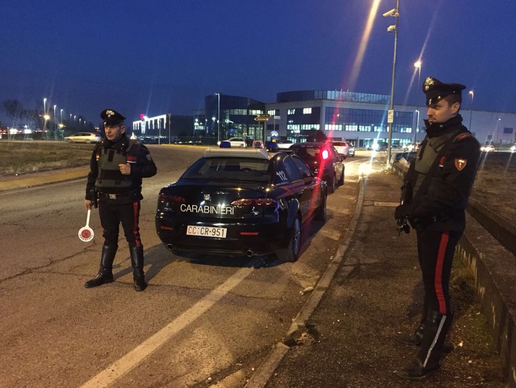 Villafranca, tenta il suicidio ma lo salvano i Carabinieri