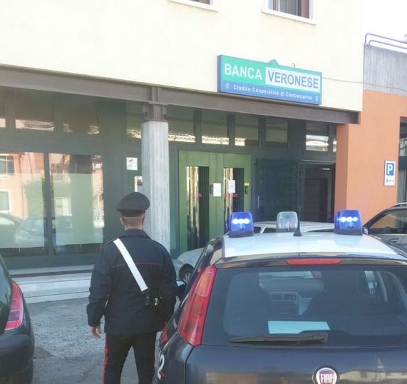 Zevio, colpo in banca