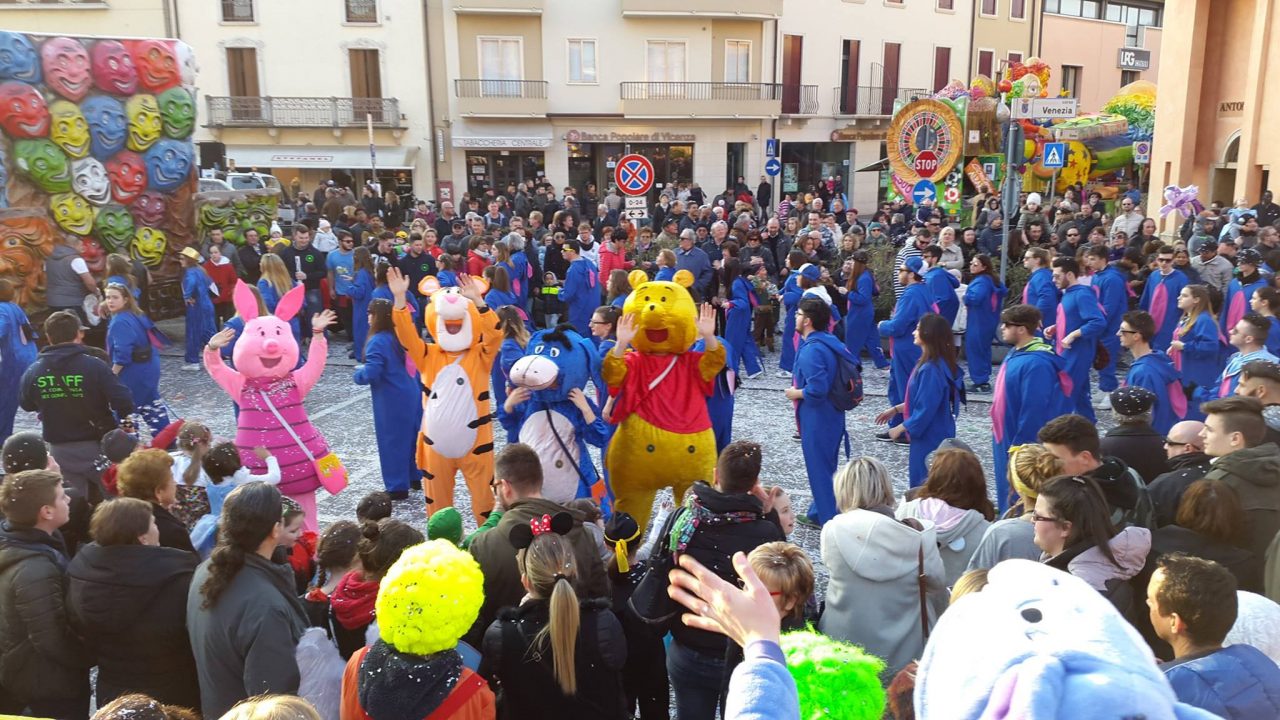 Carnevale recuperato il 14 aprile in notturna