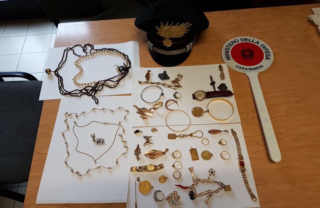 VILLAFRANCA, TRUFFA ANZIANA PRESENTANDOSI COME CARABINIERE