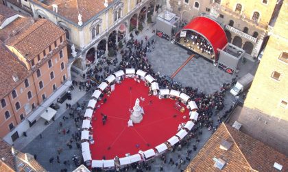 "Verona Sposi", è polemica sulle coppie gay