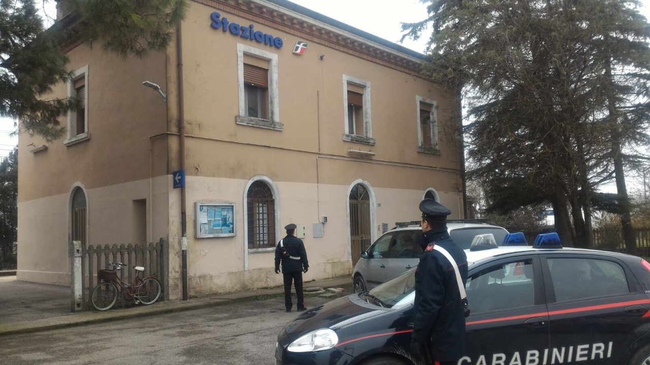 Arrestati abusivi che occupavano la stazione di Bevilacqua