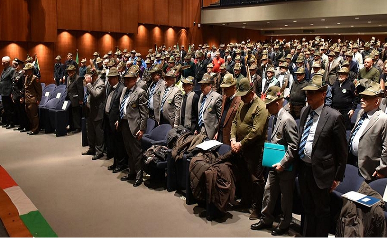Assemblea alpina alla Gran Guardia