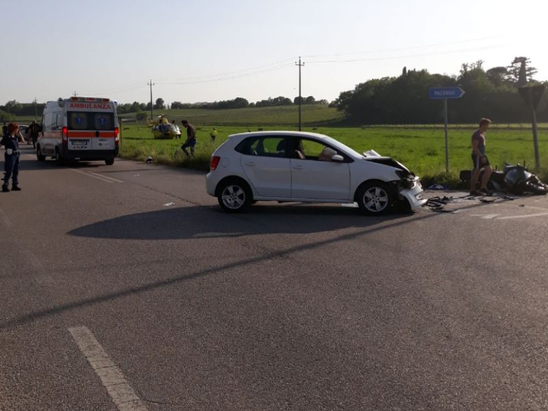 Scontro auto moto sul lago di Garda