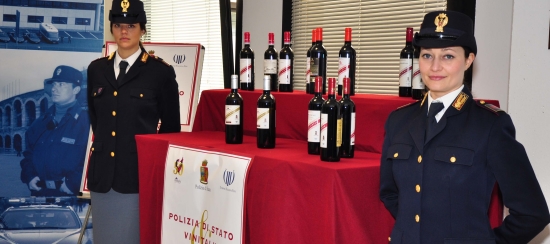 “In vino virtus” ecco la campagna della polizia per un bere responsabile