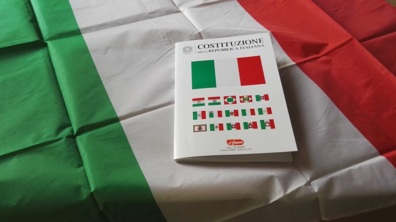 Festa della Repubblica Costituzione e tricolore ai neo-diciottenni