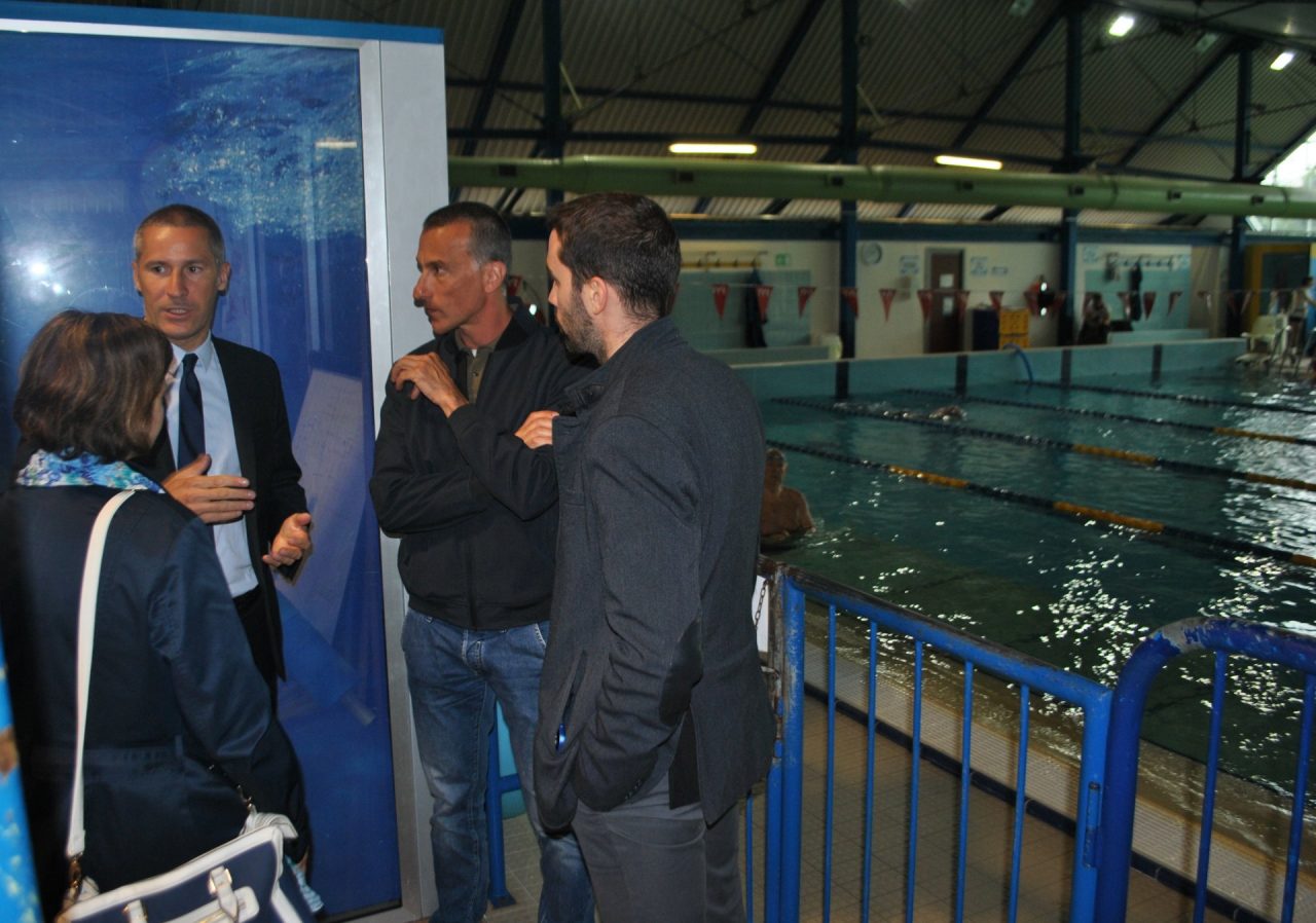Leaena gestirà le piscine