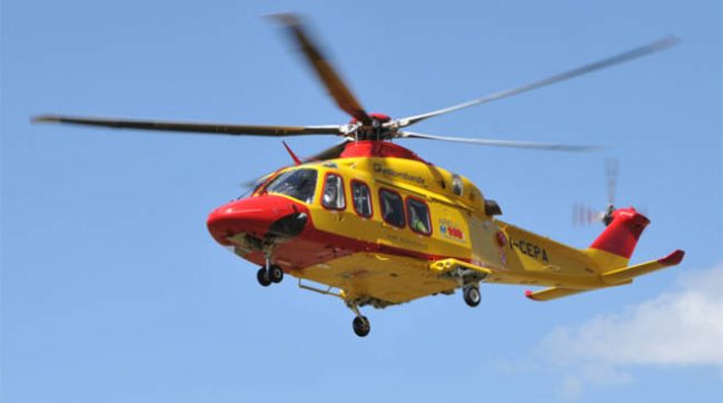 Incidente tra bici e moto a Malcesine: due feriti, uno grave