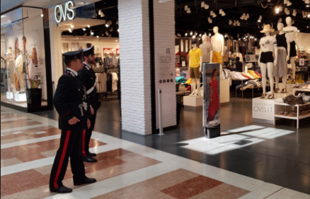 Arresto per furto al centro commerciale Verona uno
