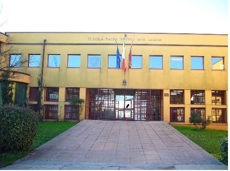 Nuovo giardino per le scuole medie