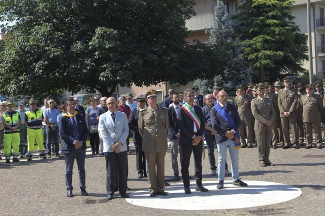 Primo monumento agli artiglieri. Si trova a Santa Lucia di Verona nei giardini di via Velino.