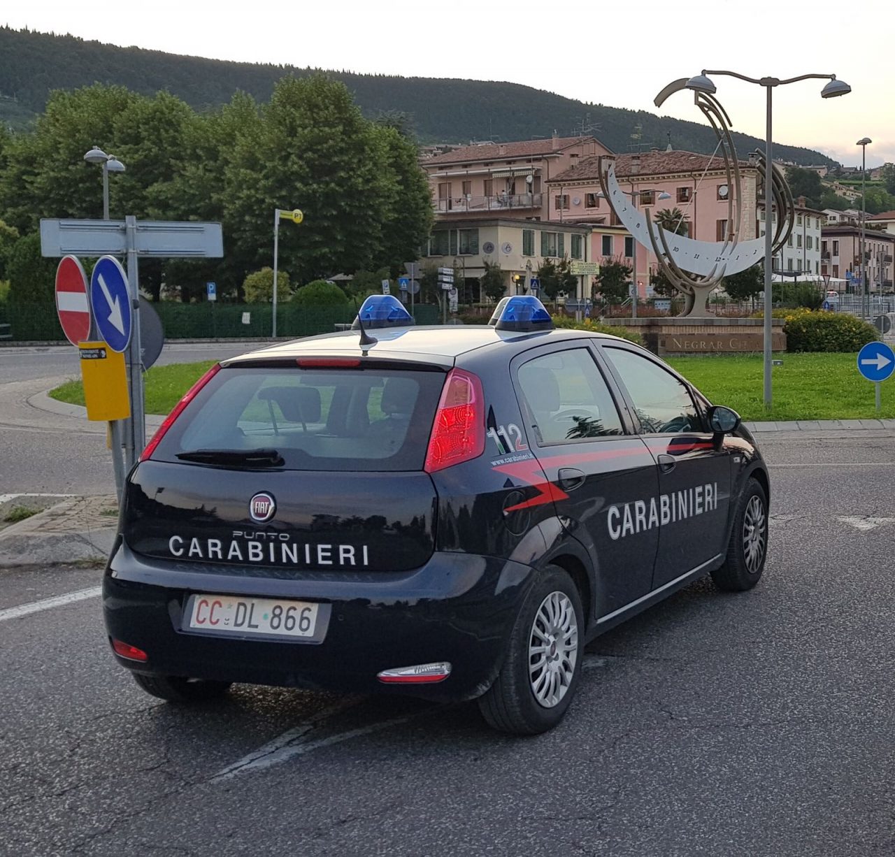 Estorce soldi a un conoscente i carabinieri lo arrestano