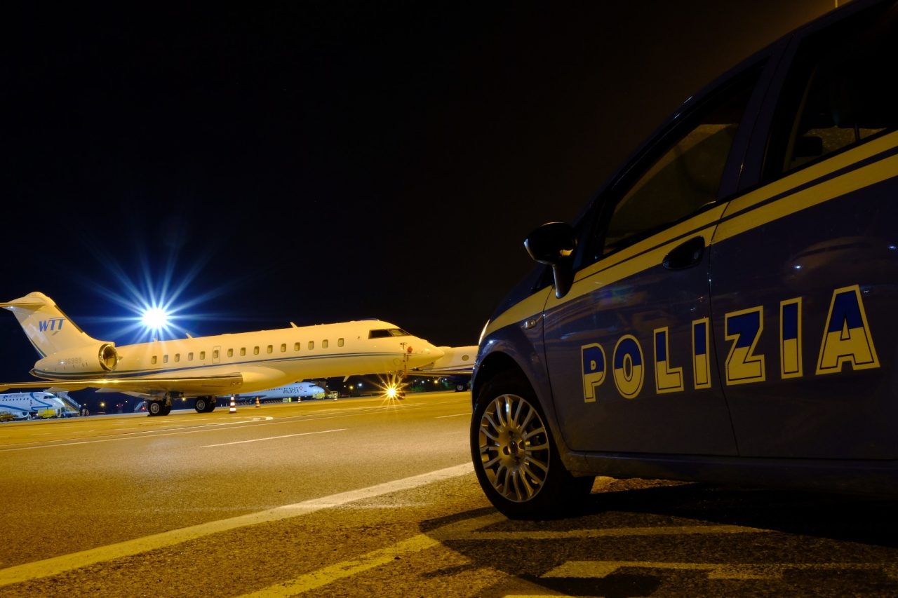 Documenti falsi per arrivare in Gran Bretagna