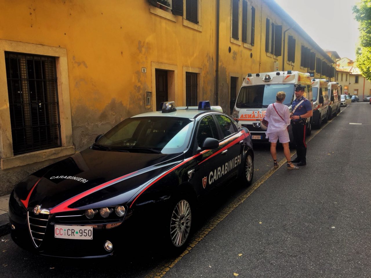 Coppia aggredita da un uomo a due passi da Porta Nuova