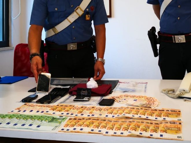 Coppia di spacciatori arrestati