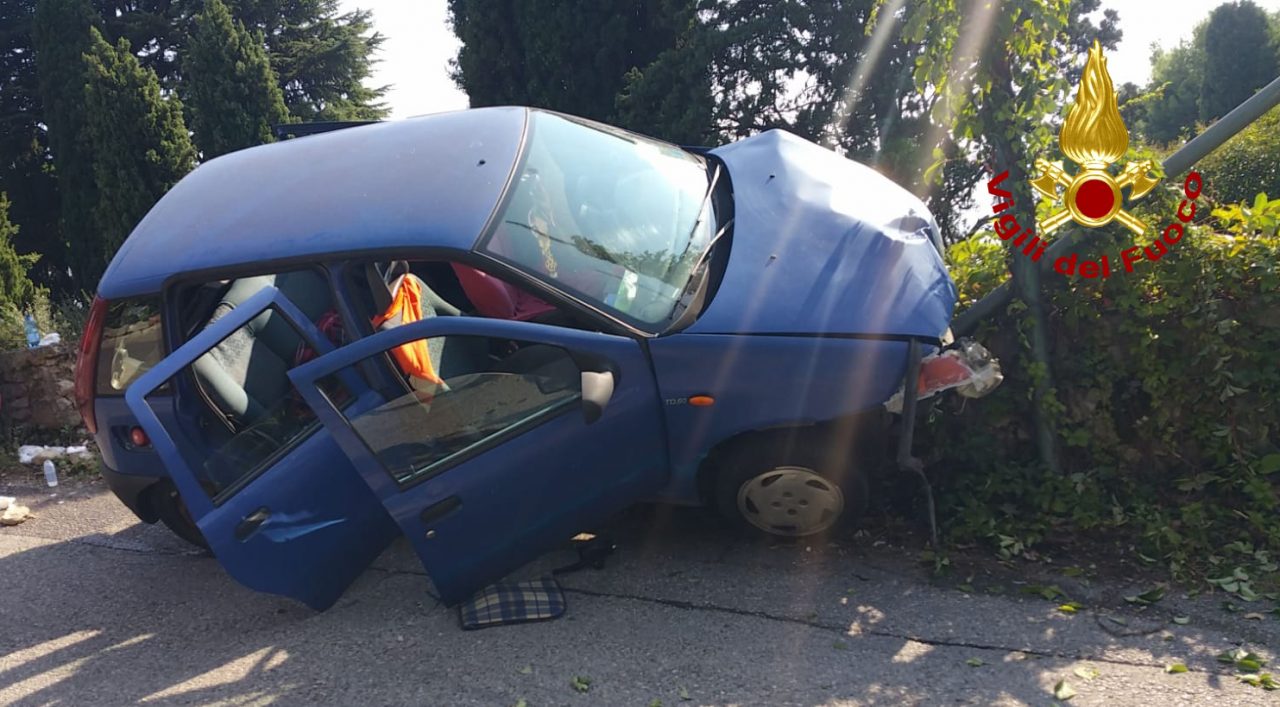 Incidente a Garda: cinque donne ferite