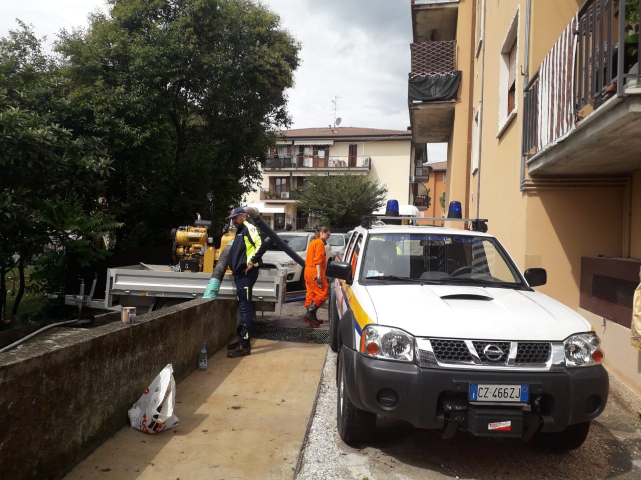 Maltempo: bomba d'acqua che ha devastato diversi Comuni. Zaia: "Danni ingenti, martoriato il distretto del vino della Valpolicella".